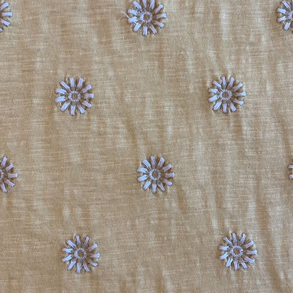 LUCKY BRAND Yellow Embroidered Daisy Short Sleeve Women’s Tee 100% Cotton Size S - Picture 6 of 12